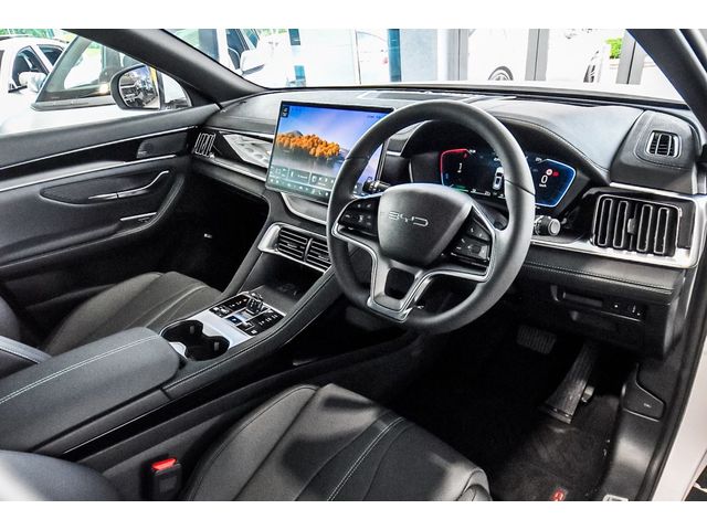 Image for 2026 BYD Seal U Demo Plug in Hybrid Comfort
