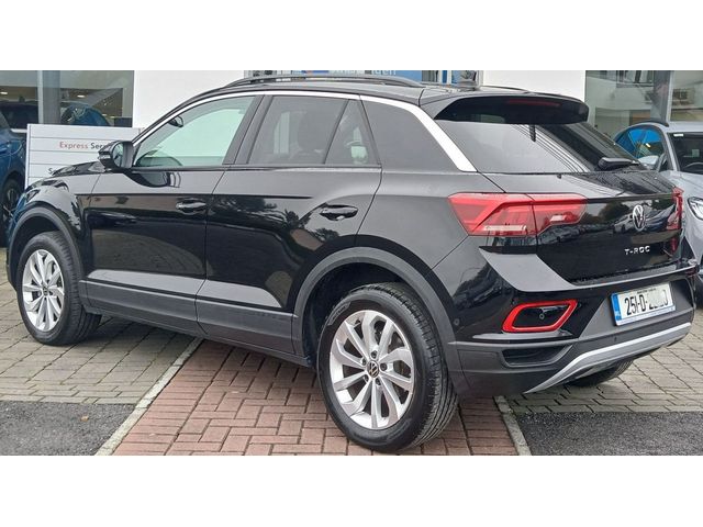 Image for 2025 Volkswagen T-Roc EDITION 75 2.0TDI 116HP **APP CONNECT, BLUETOOTH, CALL US TODAY!**