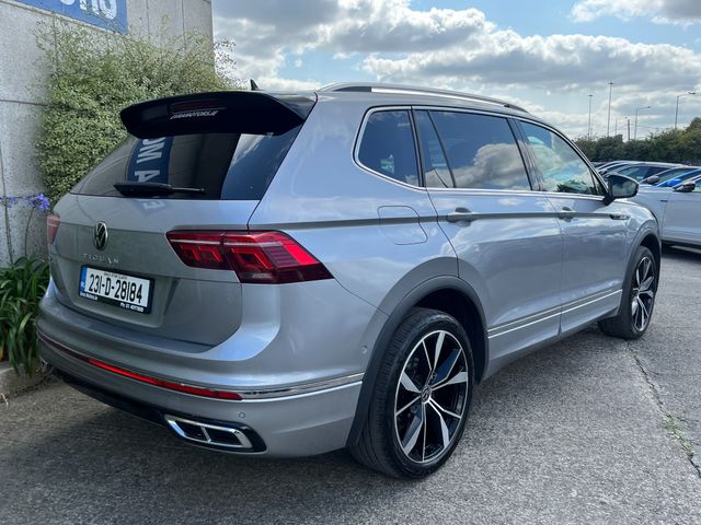 Image for 2023 Volkswagen Tiguan Allspace 7 SEATER R-LINE AUTOMATIC 2.0 DIESEL //HIGH SPEC//HALF LEATHER HEATED SEATS//KEYLESS ENTRY//REVERSE CAMERA//SAT NAV//ADAPTIVE CRUISE CONTROL//