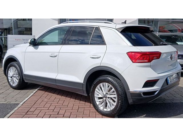 Image for 2021 Volkswagen T-Roc Design 1.6 TDI 115 BHP **REAR VIEW CAMERA, CRUISE CONTROL, BLUETOOTH**