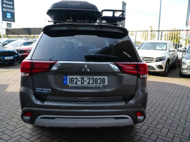 Image for 2018 Mitsubishi Outlander 2.4 PETROL PLUG IN HYBRID 5DR ESTATE ONLY 100000 KMS 