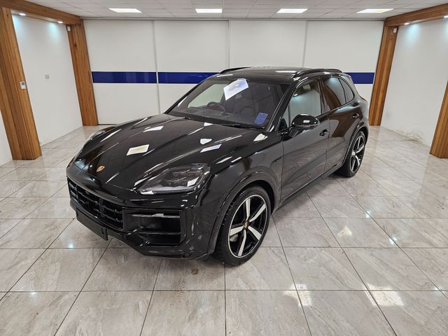 Image for 2025 Porsche Cayenne ENORMOUS SPECIFICATION 