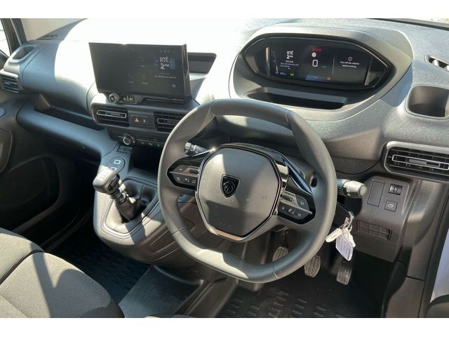 Image for 2024 Peugeot Partner Professional Plus 1.5 Diesel 100bhp 650kg *VAT DOCKET*