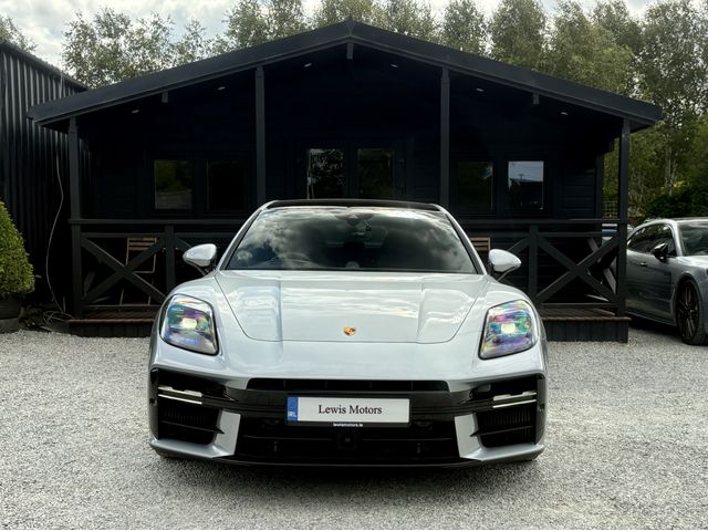 Image for 2025 Porsche Panamera 4 PDK