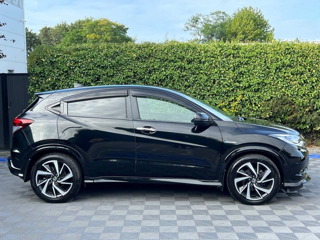 Image for 2017 Honda Vezel RS 1.5 HYBRID AUTO // DIAMOND CUT ALLOYS // LEATHER/ALCANTARA HEATED SEATS // REVERSE CAMERA