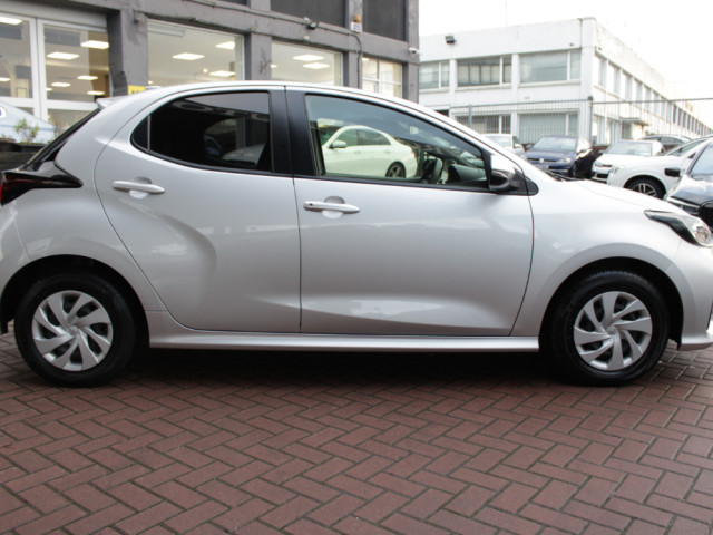 Image for 2022 Toyota Yaris 