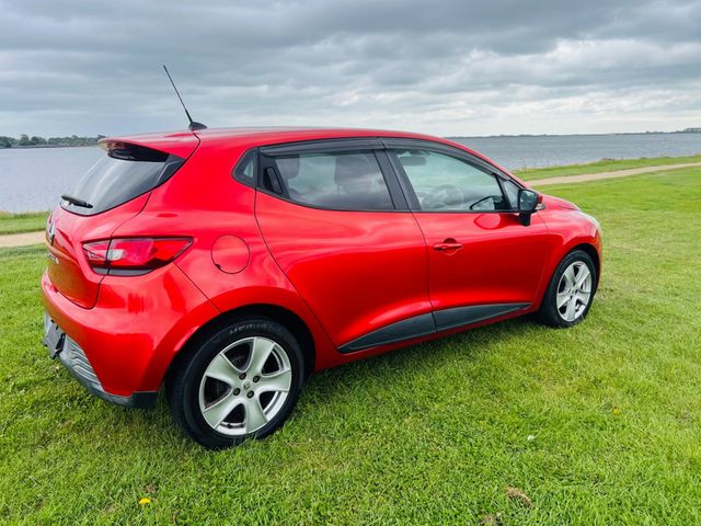 Image for 2014 Renault Clio JUST ARRIVED / AUTO / FINANCE AVAILABLE 