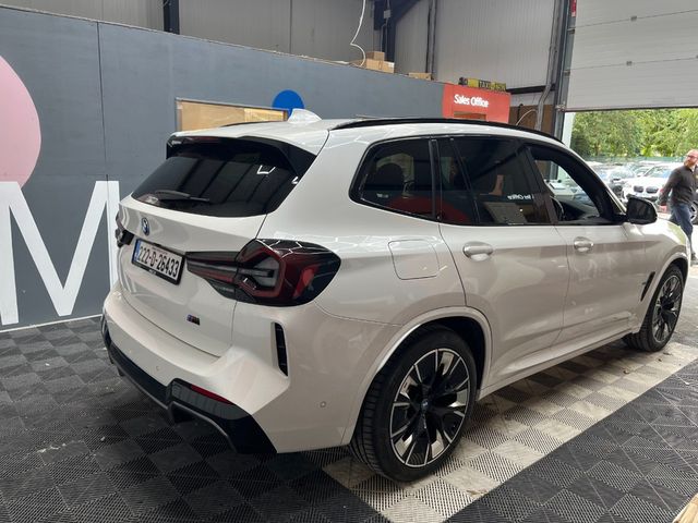 Image for 2022 BMW iX3 2022 BMW IX3 M-SPORT AUTOMATIC / CRUISE CONTROL / PARKING CAMERA / ELECTRIC MEMORY & HEATED SEATS / PANORAMIC SUNROOF / APPLE CARPLAY / AMBIENT LIGHTS AND MORE