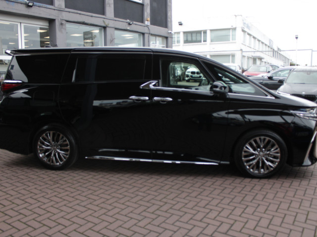 Image for 2025 Toyota Alphard ALPHARD Z-EDITION HUGE SPEC PLUG IN HYBRID// ONLY 7000 KMS// IMMACULATE CONDITION//ONE OWNER CAR//BUY WITH CONFIDENCE AA AND SIMI APPROVED DEALER 2026 // FINANCE ARRANGED // ALL TRADE INS WELCOME