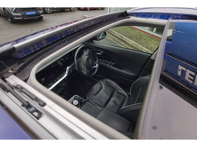 Image for 2021 Kia Niro 64KWH EV 4 PLUS **SUNROOF** - FINANCE AVAILABLE - CALL US TODAY ON 01 492 6566 OR 087-092 5525