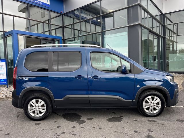 Image for 2020 Peugeot Rifter Wheelchair Accessible