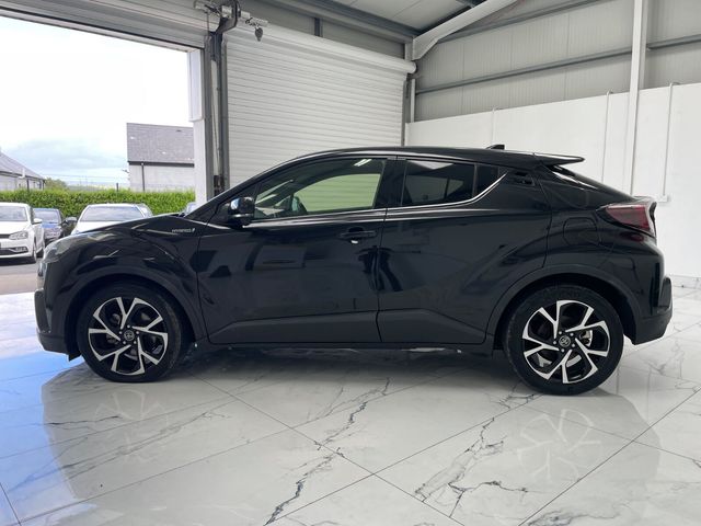 Image for 2017 Toyota C-HR 1.8 HYBRID SOL