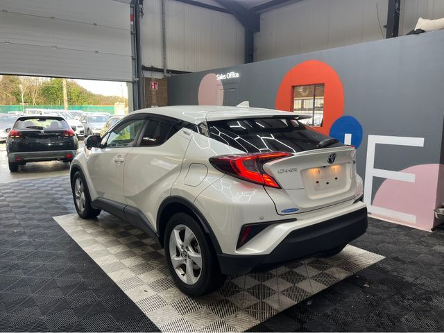 Image for 2019 Toyota C-HR €19950 2019 TOYOTA C-HR S LED PACKAGE 1.8 AUTOMATIC / CRUISE CONTROL AND MORE