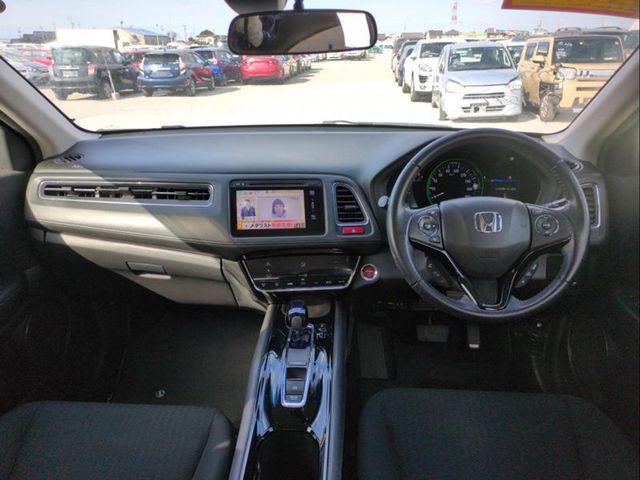 Image for 2014 Honda Vezel 142 Hybrid X