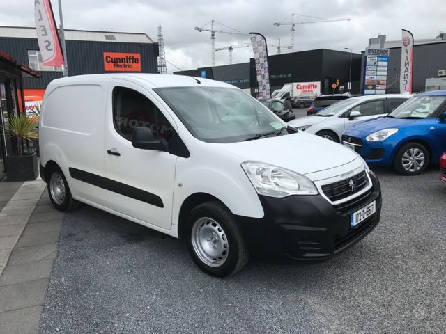 Image for 2017 Peugeot Partner 1.6 BlueHDi 75bhp 5 Seats Active
