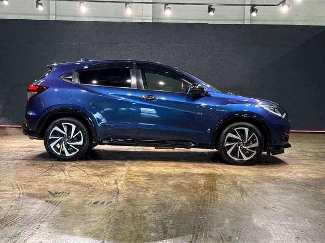 Image for 2017 Honda Vezel 1.5 HYBRID AUTOMATIC - ALLOY WHEELS - CRUISE CONTROL - LANE KEEP ASSIST - HEATED SEATS - HEATING / AC CONTROLS 