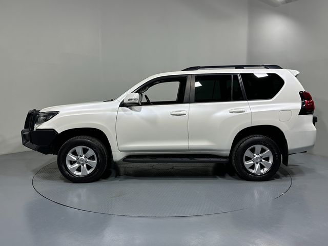 Image for 2020 Toyota Landcruiser Prado 7 Seater Auto 2.8 D4D LWB