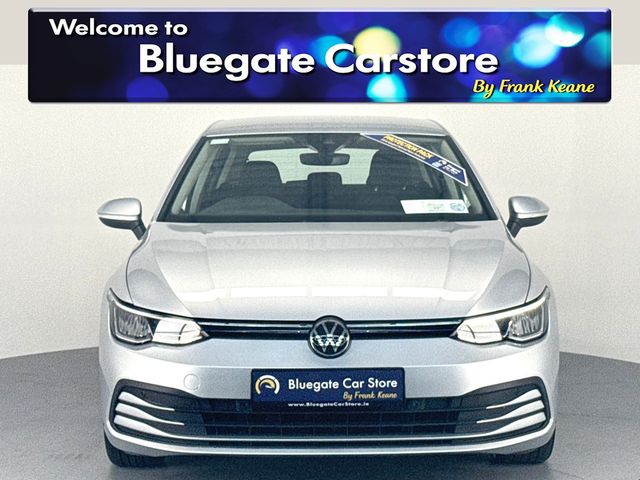 Image for 2021 Volkswagen Golf LIFE 2.0 TDI 115HP 5DR**ADAPTIVE CRUISE CONTROL**LANE ASSIST**DIGITAL CLIMATE CONTROL**FRONT & REAR PARKING SENSORS**REVERSINING CAMERA**WIRELESS PHONE CHARGER**HISTORY CHECKED**FINANCE ARRANGED**