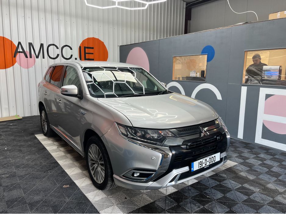 Image for 2019 Mitsubishi Outlander €19950 2019 MITSUBISHI OUTLANDER PHEV G LIMITED EDITION 2.4 AUTOMATIC / CRUISE CONTROL / REVERSE CAMERA / ELECTRIC MEMORY & HEATED SEATS / PADDLE SHIFTERS / HEATED STEERING WHEEL AND MORE