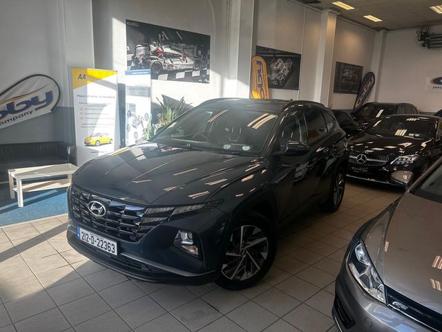 Image for 2021 Hyundai Tucson 1.6 IX35 Executive Commercial 5DR €17, 950 + VAT Manual. Alloy Wheels, MFSW, Cruise Control, Dual Climate Control, Mirror Link, USB, Reverse Camera and more.