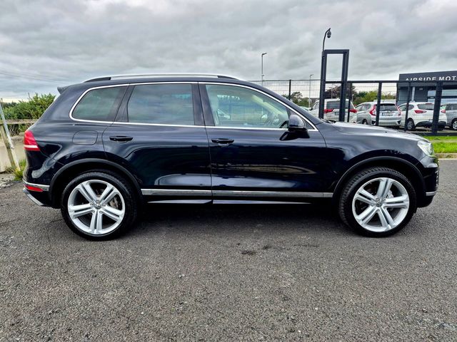 Image for 2016 Volkswagen Touareg 