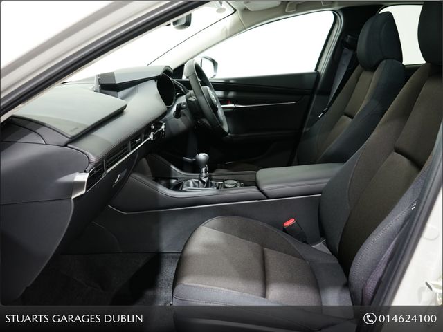 Image for 2025 Mazda Mazda3 SKYACTIV X 2.0 186ps EXCLUSIVE LINE, *REAR CAMERA, SUNROOF, WIRELESS CHARGER, PRIVACY GLASS, 18 INCH CHROME ALLYS, KEYLESS, HEADS UP, NAV, TRAFFIC SIGN RECOGNITION, REAR CAMERA, ADAP CRUISE, LANE