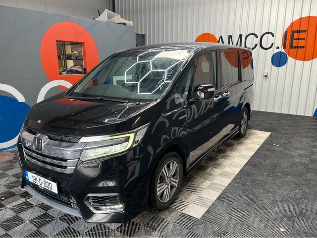 Image for 2019 Honda Stepwagon 2019 HONDA STEPWAGON SPADA HYBRID G SENSING 2.0 AUTOMATIC / CRUISE CONTROL / REVERSE CAMERA / HEATED SEATS / 7 SEATS / AUTOMATIC DOORS AND MORE