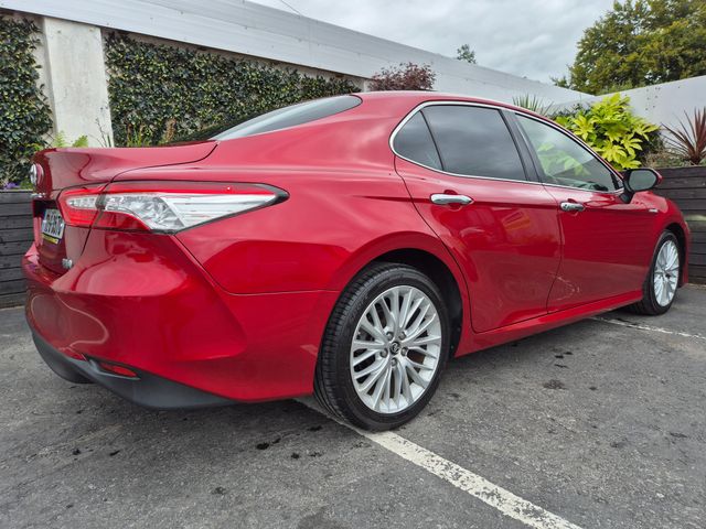 Image for 2017 Toyota Camry 2.5 HYBRID / SOL G-PACK WITH LEATHER / TAX €190 ( 172 REG )