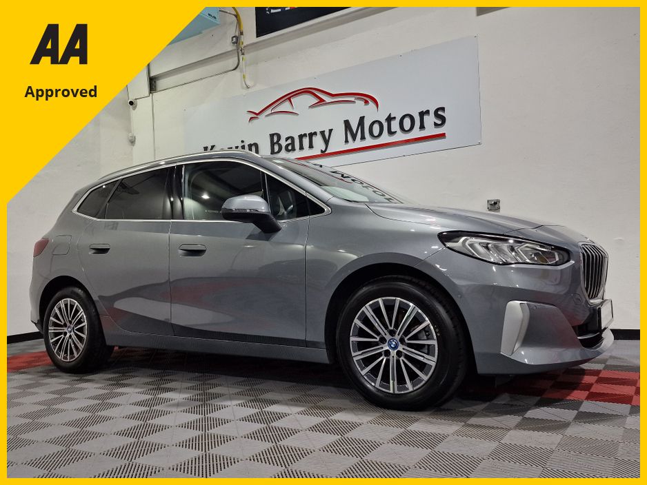 Image for 2023 BMW 2 Series Active Tourer 225E LUXURY (PLUG IN HYBRID) X-DRIVE AUTOMATIC **ONE OWNER / APPLE CARPLAY & ANDROID AUTO / CRUISE CONTROL / ELECTRIC BOOTLID / FULL BLACK LEATHER / HEATED FRONT SEATS / REVERSE CAMERA / SAT NAV**