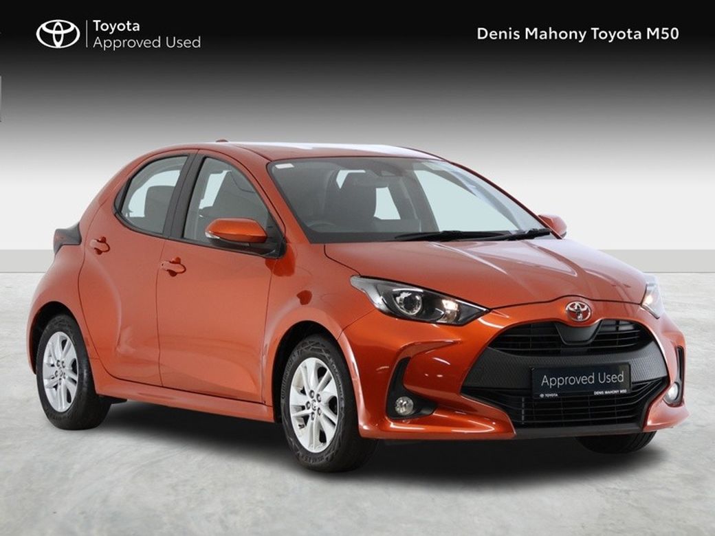 Image for 2022 Toyota Yaris Luna Manual