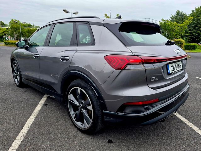 Image for 2022 Audi Q4 e-tron S Line 50 e-tron