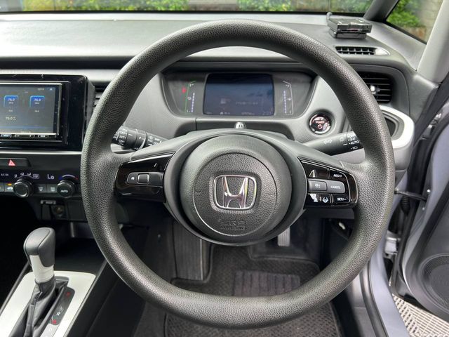 Image for 2023 Honda Fit 1.5 HYBRID // REVERSE CAMERA // DIGITAL CLIMATE CONTROL // DIGITAL CLUSTER