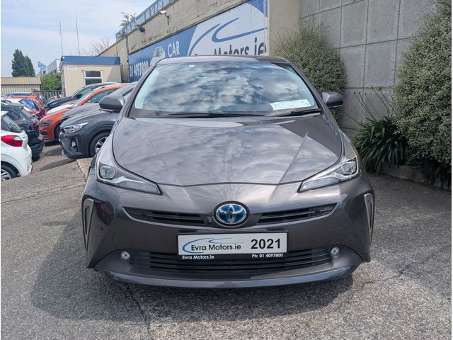 Image for 2021 Toyota Prius TOURING SELECTION AUTOMATIC HYBRID 1.8 PETROL //HIGH SPEC//LOW MILES//FULL LEATHER HEATED SEATS//REVERSE CAMERA//KEYLESS ENTRY//ADAPTIVE CRUISE CONTROL//