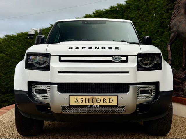 Image for 2023 Land Rover Defender 90 3.0D Hard TOP SE 2