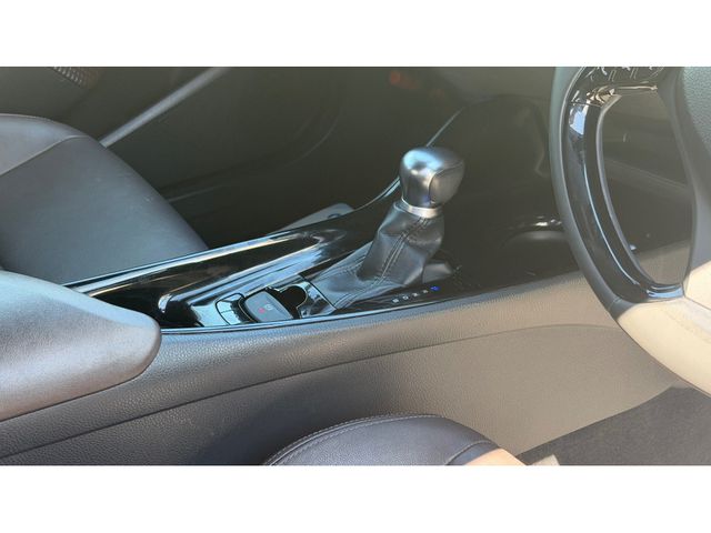 Image for 2019 Toyota C-HR 192 G Spec Leather