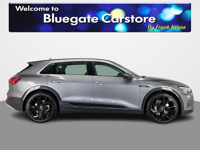 Image for 2020 Audi e-tron 50 Q SPORT WITH UPGRADED KIT**NEW 22"ALLOYS BLACK LEATHER INTERIOR**FRONT HEATED SEATS**TOUCH SCREEN MEDIA DISPLAY**APPLECARPLAY**REVERSE CAMERA**DRIVE SELECT MODES**ELECTRIC TAILGATE**