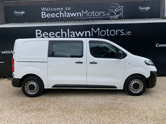 Image for 2022 Opel Vivaro 1.5 D 100 PS BUSINESS CREWCAB L1H1 // PRICE EXCL. VAT // 03/27 CVRT // GREAT CONDITION // ONE OWNER // FULL SERVICE HISTORY // 
