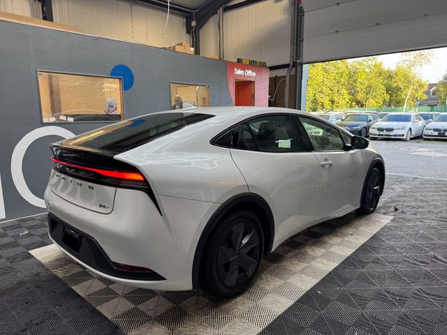 Image for 2024 Toyota Prius 2024 TOYOTA PRIUS U HEV 27, 000KM AUTOMATIC CRUISE CONTROL / REVERSE CAMERA AND MORE