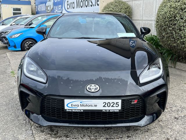 Image for 2025 Toyota GR86 RC 2.4 PETROL MANUAL **PRICE EXCLUDES VRT** 