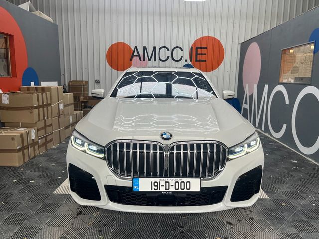 Image for 2019 BMW 7 Series 2019 BMW 745E M-SPORT 3.0 AUTOMATIC / CRUISE CONTROL / 360 CAMERA / ELECTRIC MEMORY & HEATED SEATS / PADDLE SHIFTERS / PANORAMIC SUNROOF / AMBIENT LIGHTS AND MORE