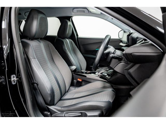 Image for 2021 Peugeot 2008 E-Allure 50kWh 136HP