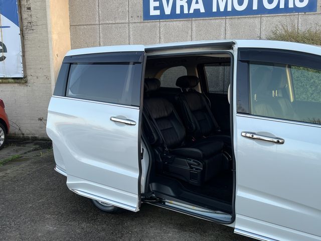 Image for 2019 Honda Odyssey ABSOLUTE 7 SEATER AUTOMATIC HYBRID 2.0 PETROL //ADAPTIVE CRUISE CONTROL//SLIDING REAR DOORS//KEYLESS ENTRY//HALF LEATHER SEATS//
