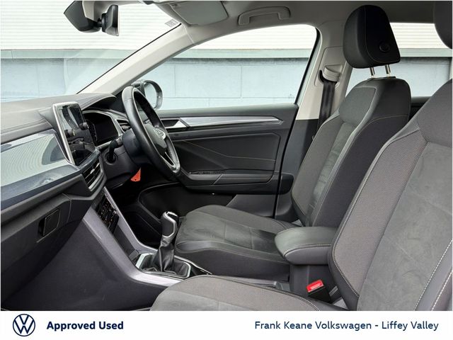 Image for 2023 Volkswagen T-Roc STYLE TDI 116HP *JOHANNESBURG ALLOYS* *REAR VIEW CAMERA* *ART VELOUR SEATS* *PCP AVAILABLE*