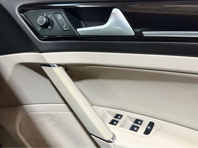 Image for 2017 Volkswagen Golf HIGHLINE 1.6 TDI MANUAL 5SPEED 110HP 5DR