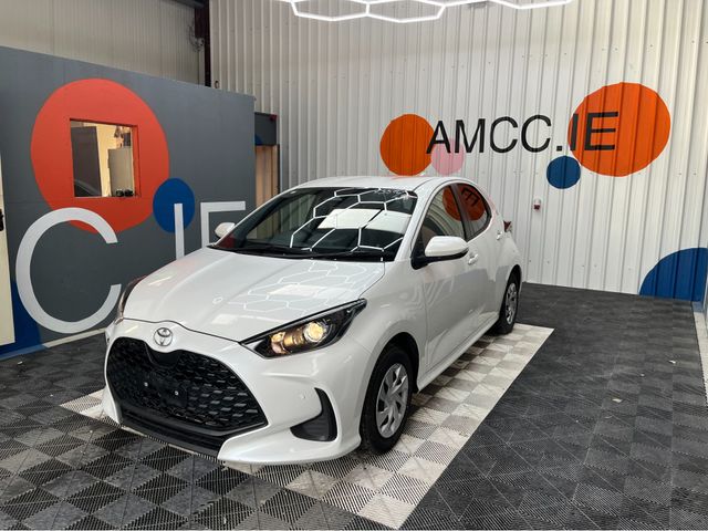 Image for 2024 Toyota Yaris YARIS AUTOMATIC 1.0 PETROL / 7k KMs / REVERSE CAMERA & MORE