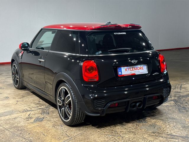 Image for 2015 Mini Cooper JOHN COOPER WORKS - 2.0 AUTOMATIC - UPGRADED FACTORY ALLOYS - BLACK/RED TWO TONE - HALF LEATHER - HEATED SEATS - REAR CAMERA
