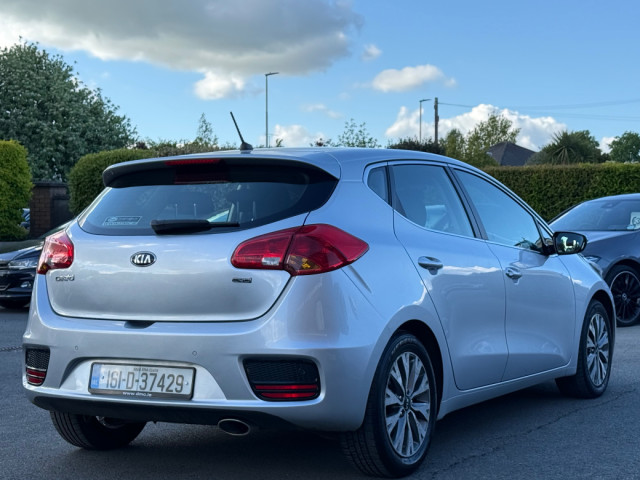 Image for 2016 Kia Ceed 1.4 EX DIESEL 5DR *LOW KMS*