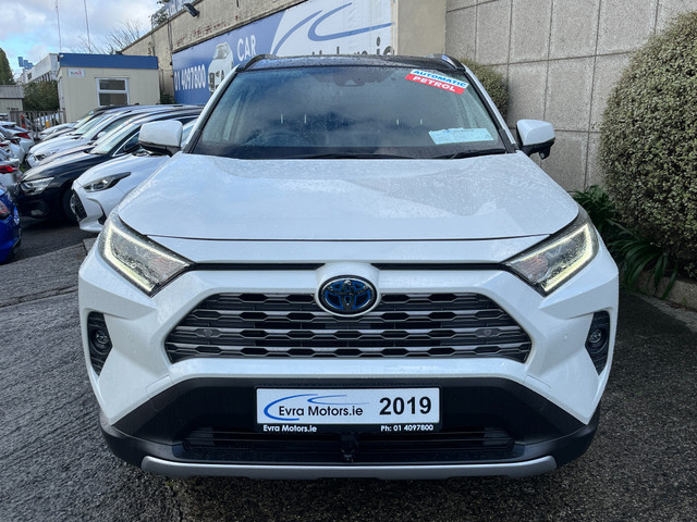 Image for 2019 Toyota Rav4 G 4WD HYBRID AUTOMATIC 2.5 PETROL //HIGH SPEC//PANORMAIC GLASS ROOF//FULL LEATHER HEATED SEATS//HEATED STEERING WHEEL//KEYLESS ENTRY//REVERSE CAMERA//