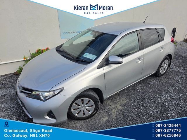Image for 2015 Toyota Auris 1.4 D-4D TERRA VAN 4DR