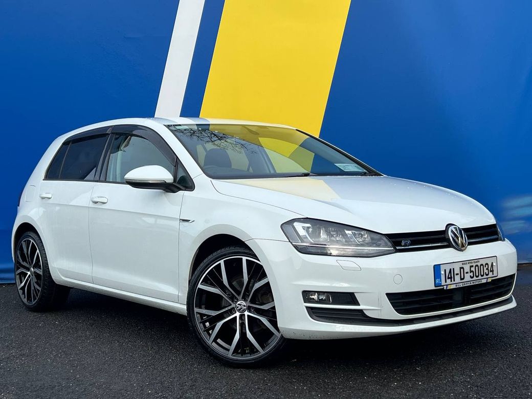 Image for 2014 Volkswagen Golf R-LINE PACK 1.2 TSI // NEW 19" DIAMOND CUT ALLOYS // SERVICE HISTORY // REVERSE CAMERA